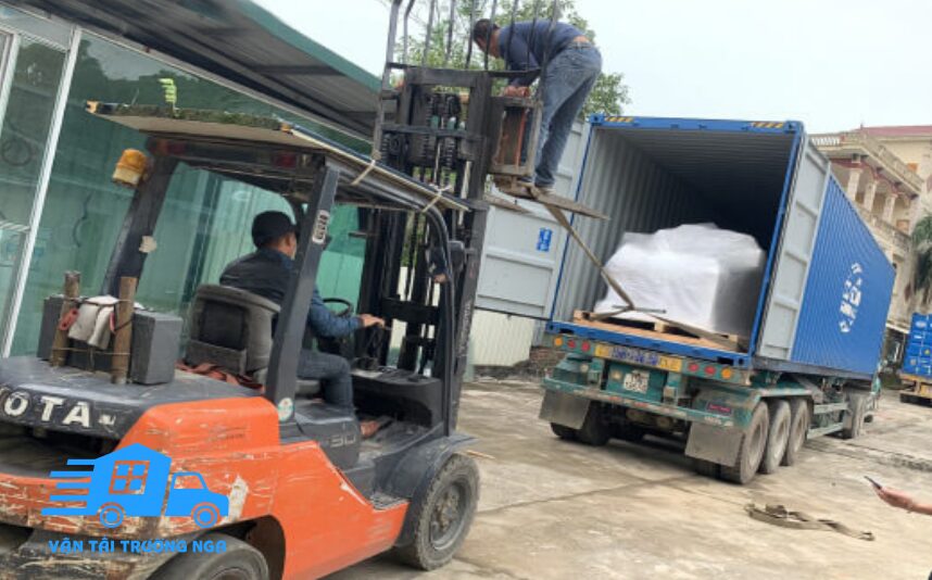 Xuống hàng đà nẵng ra hưng yên