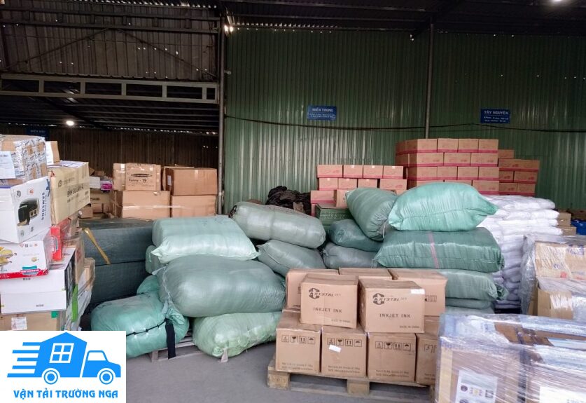 Hàng hóa tại kho nhà xe trường nga gửi hà nội đi an giang