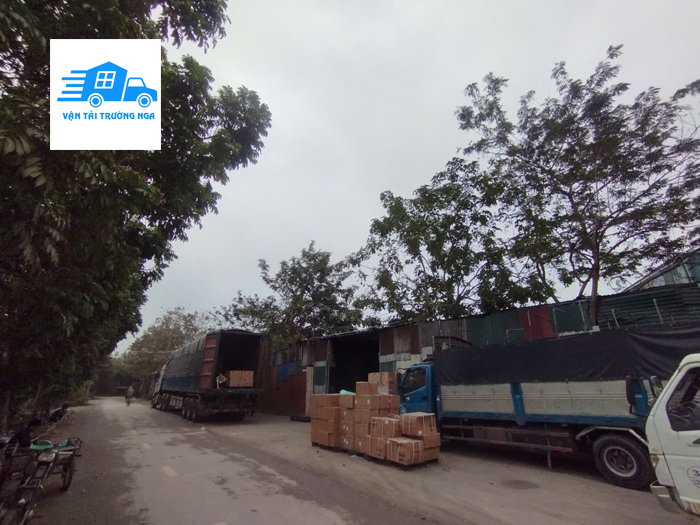 Xe tải gửi hàng Hà Nội đi bình định tại kho trường nga