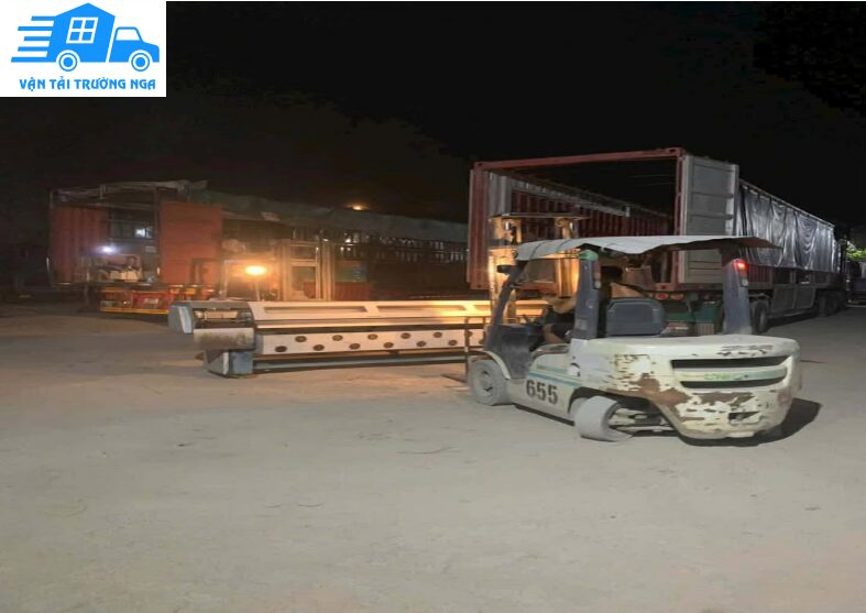 Kho bãi tại vận tải trường nga