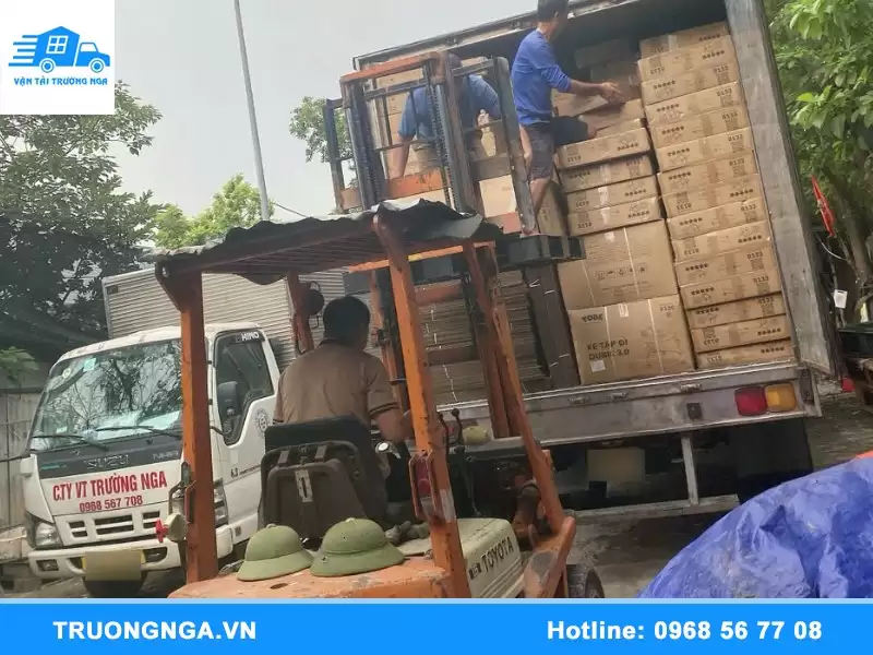 gia cuoc van chuyen hang tu da nang di quang binh