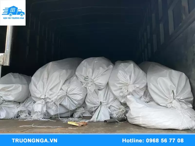 Giá cước vận chuyển hàng từ Hà Nội đi Bình Dương bao nhiêu?