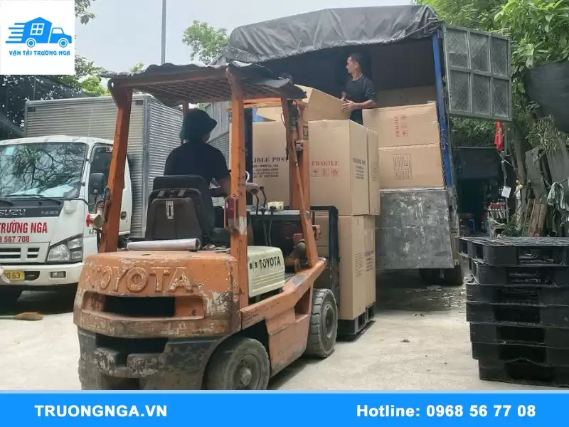 gia cuoc van chuyen hang tu ha noi di quang ngai