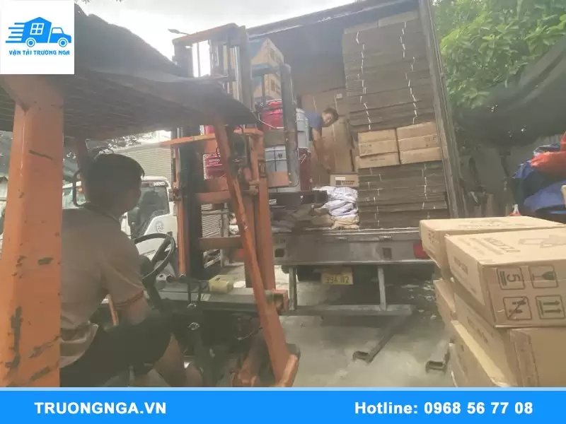 gia cuoc van chuyen hang tu da nang di phu yen